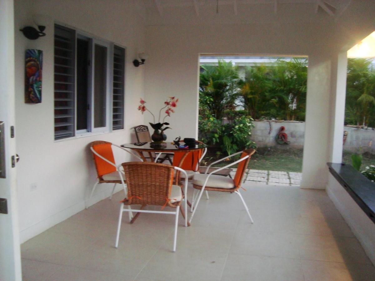 The Artist Place At Estates St Ann Villa Richmond